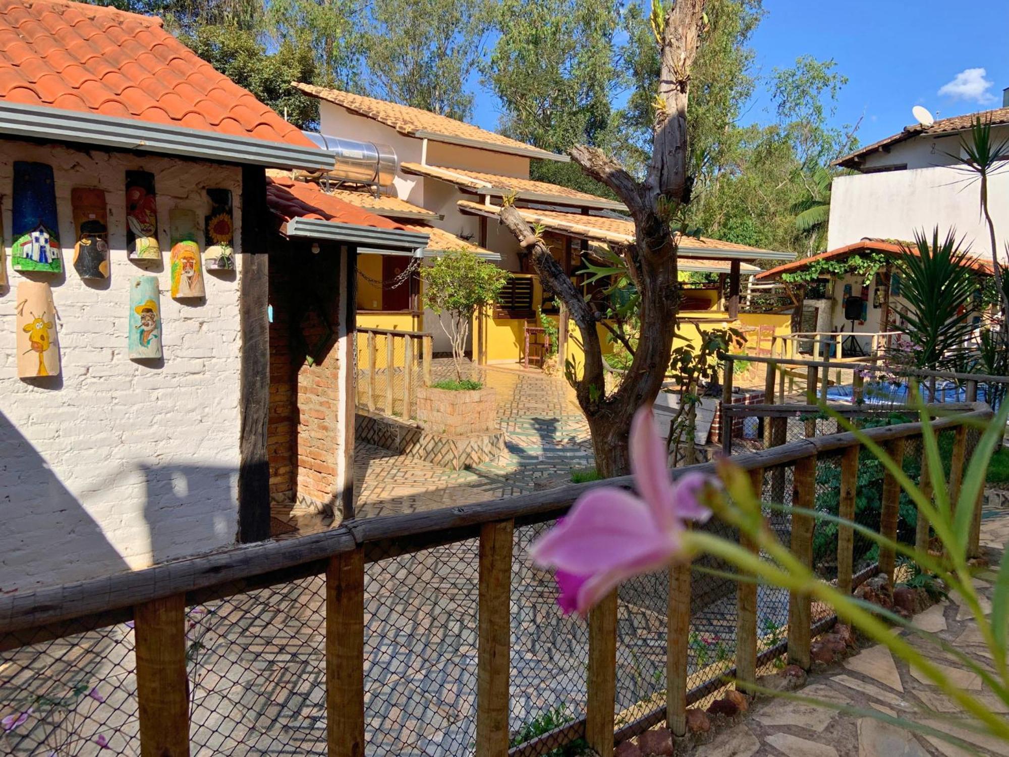 Pousada E Restaurante Casinha Velha Hotel Macacos  Exterior photo